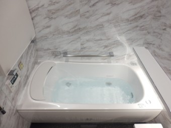 美しさと使いやすさを兼ね備えたユニットバスに 美しさと使いやすさを兼ね備えたユニットバスに